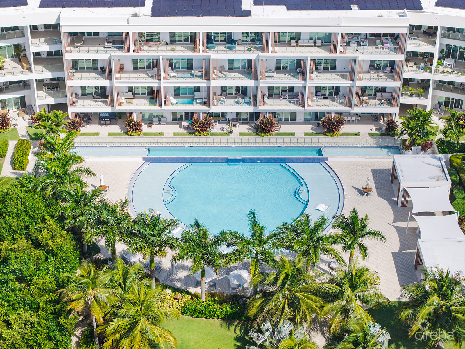 AURA  OCEANVIEW THREE BED TOWNHOME WITH DEN