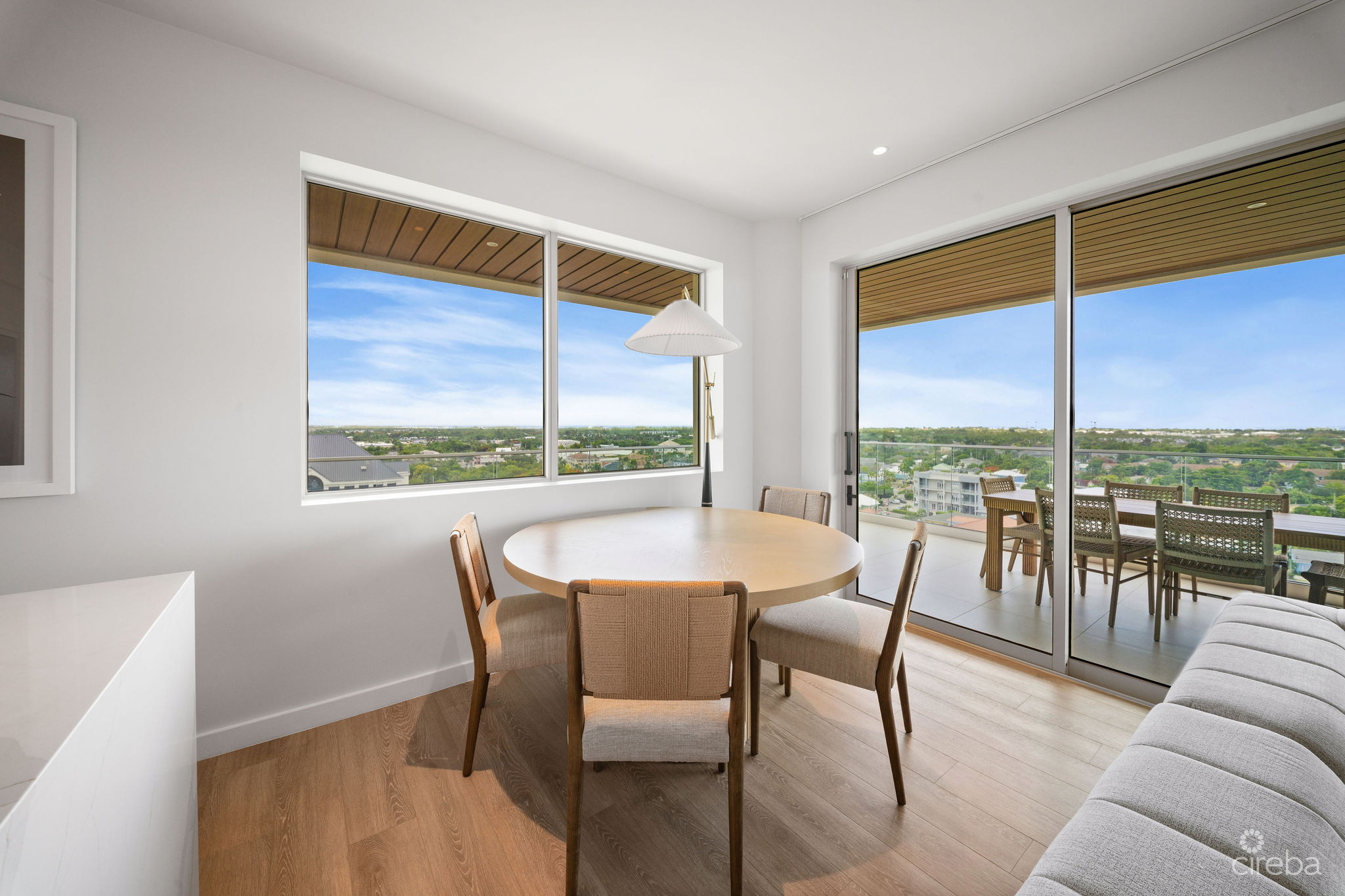 ONE | GT RESIDENCES – UNIT 922