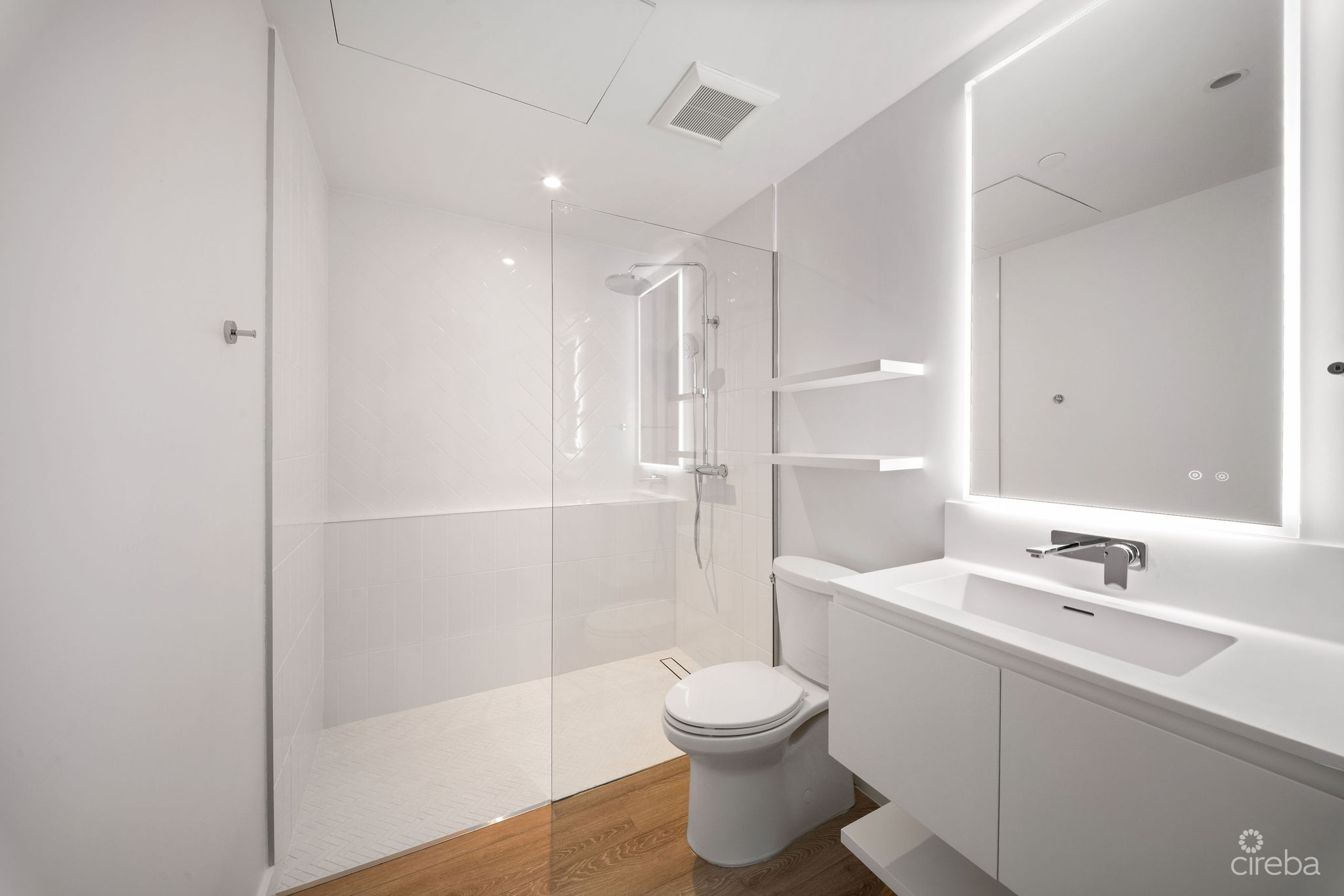ONE | GT RESIDENCES – UNIT 914