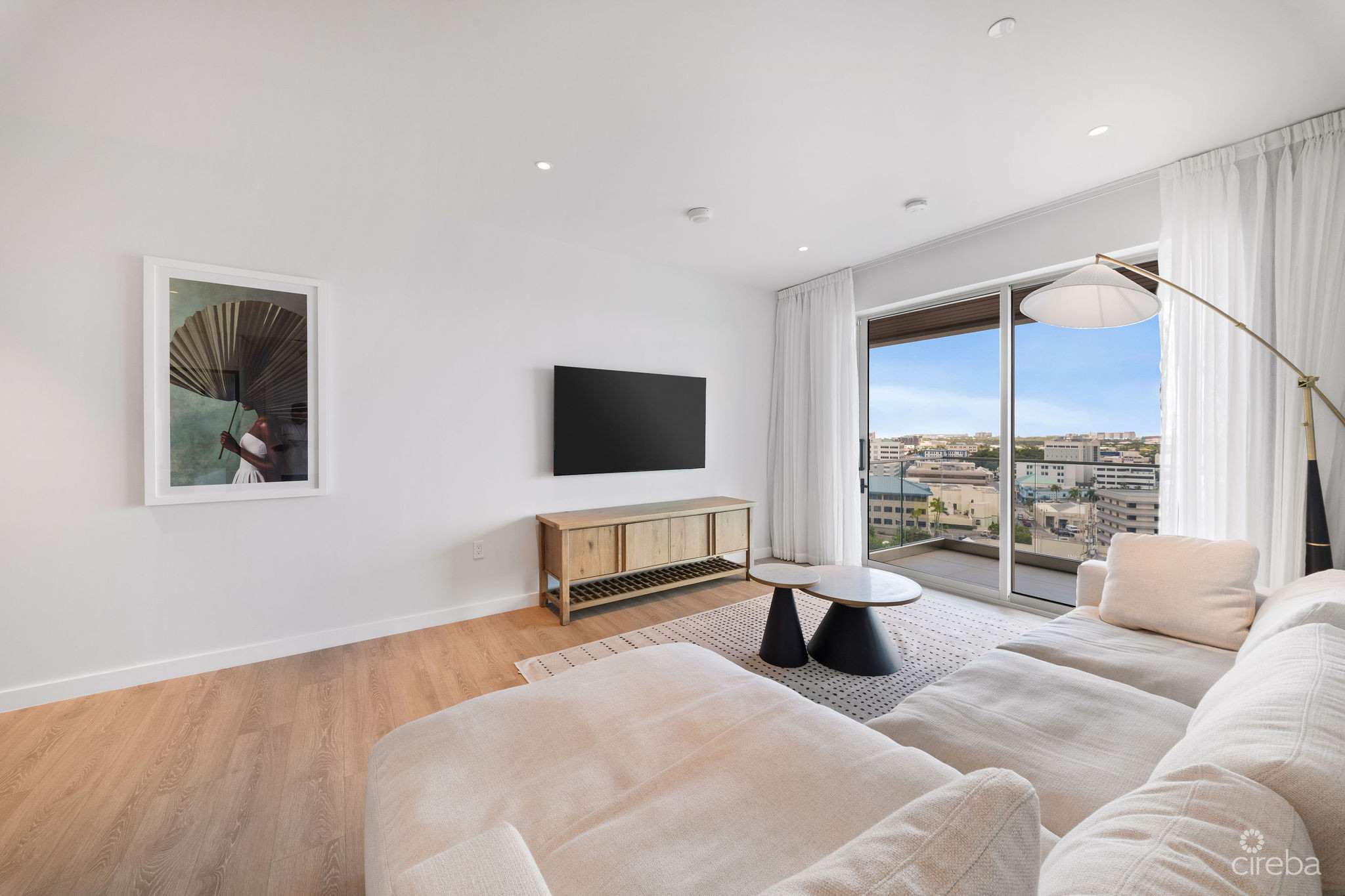 ONE | GT RESIDENCES – UNIT 914
