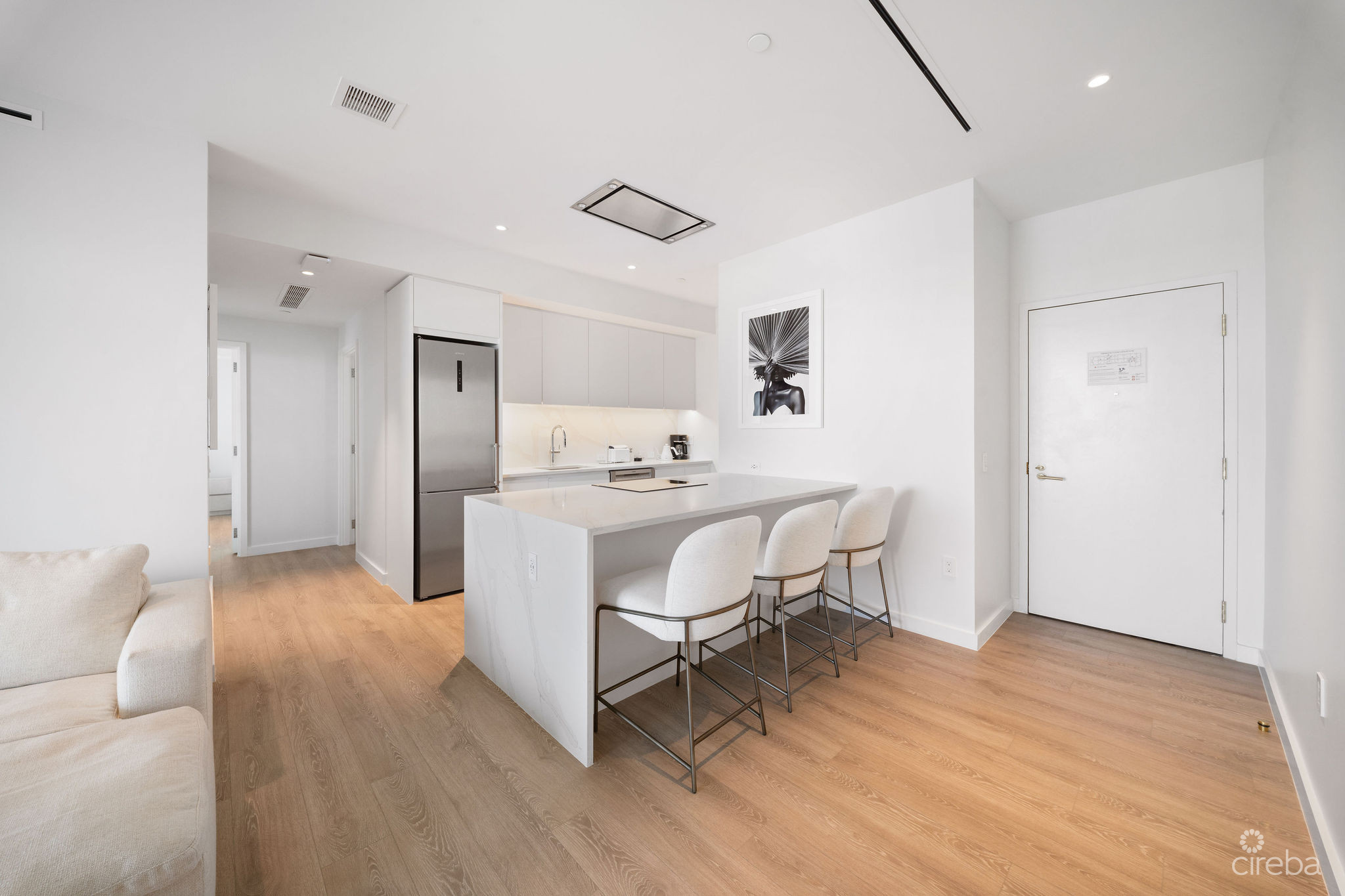 ONE | GT RESIDENCES – UNIT 914