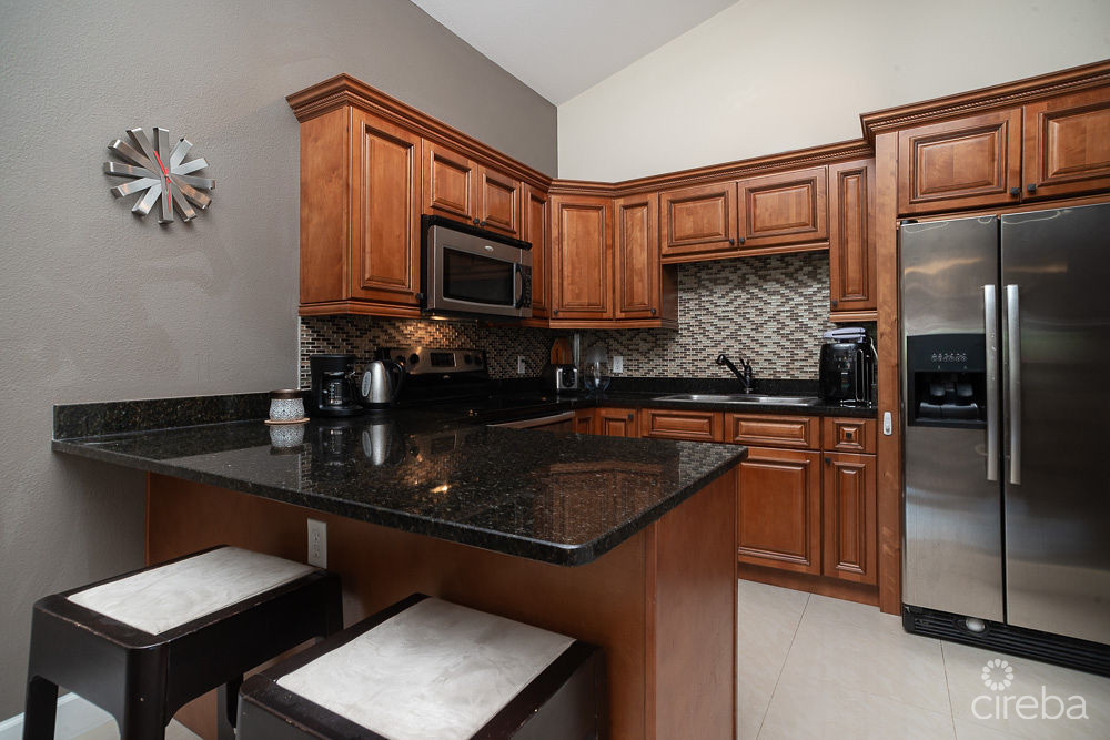 LANTERN POINT 2 BEDROOM TOP-FLOOR CONDO – PROSPECT