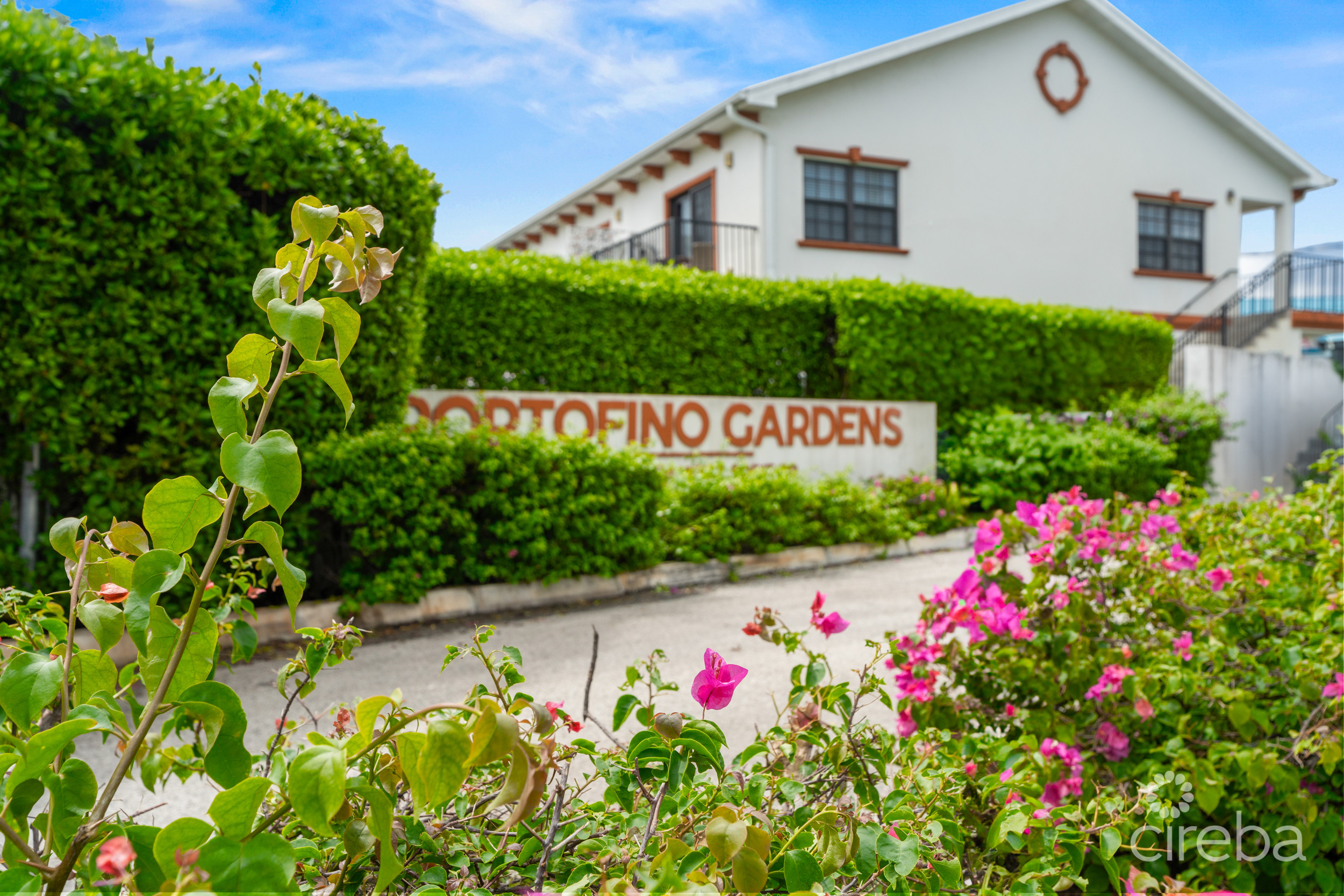 PORTOFINO GARDENS | TURNKEY 2-BED