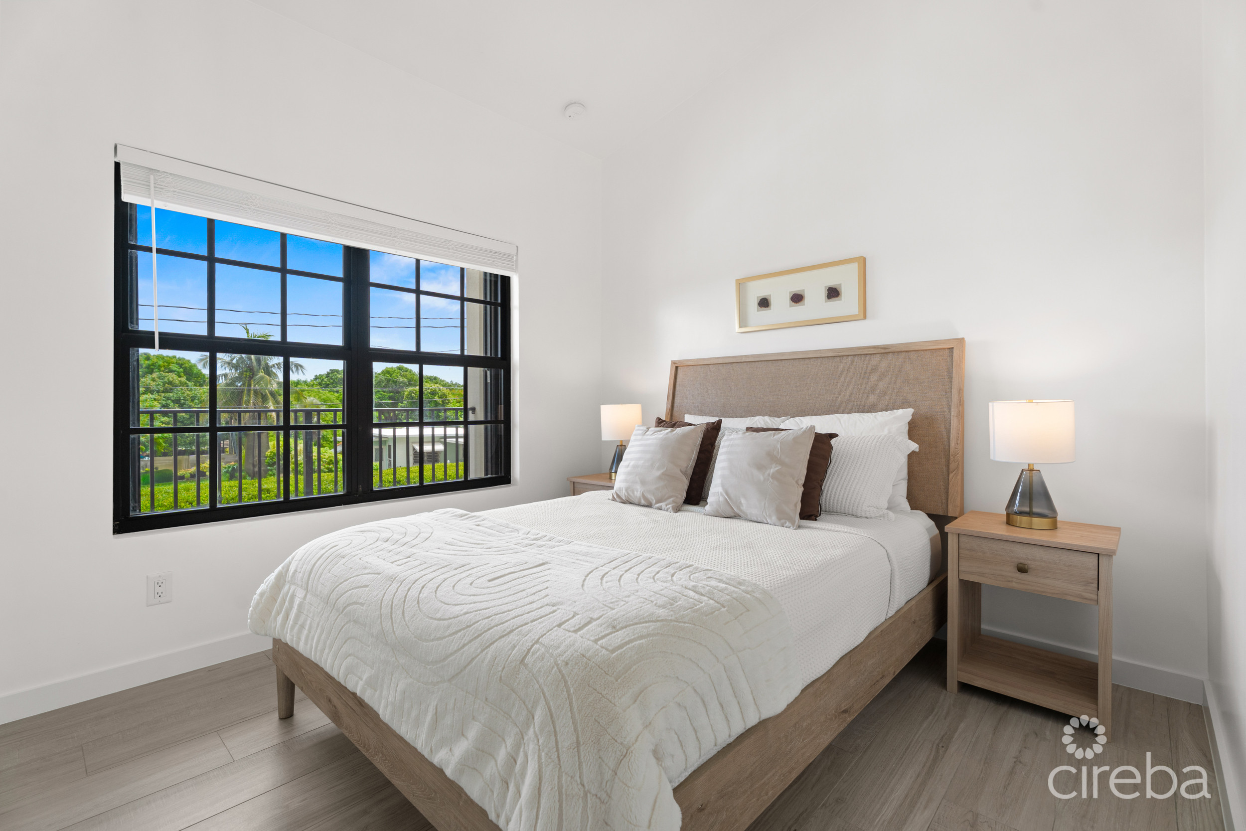 PORTOFINO GARDENS | TURNKEY 2-BED