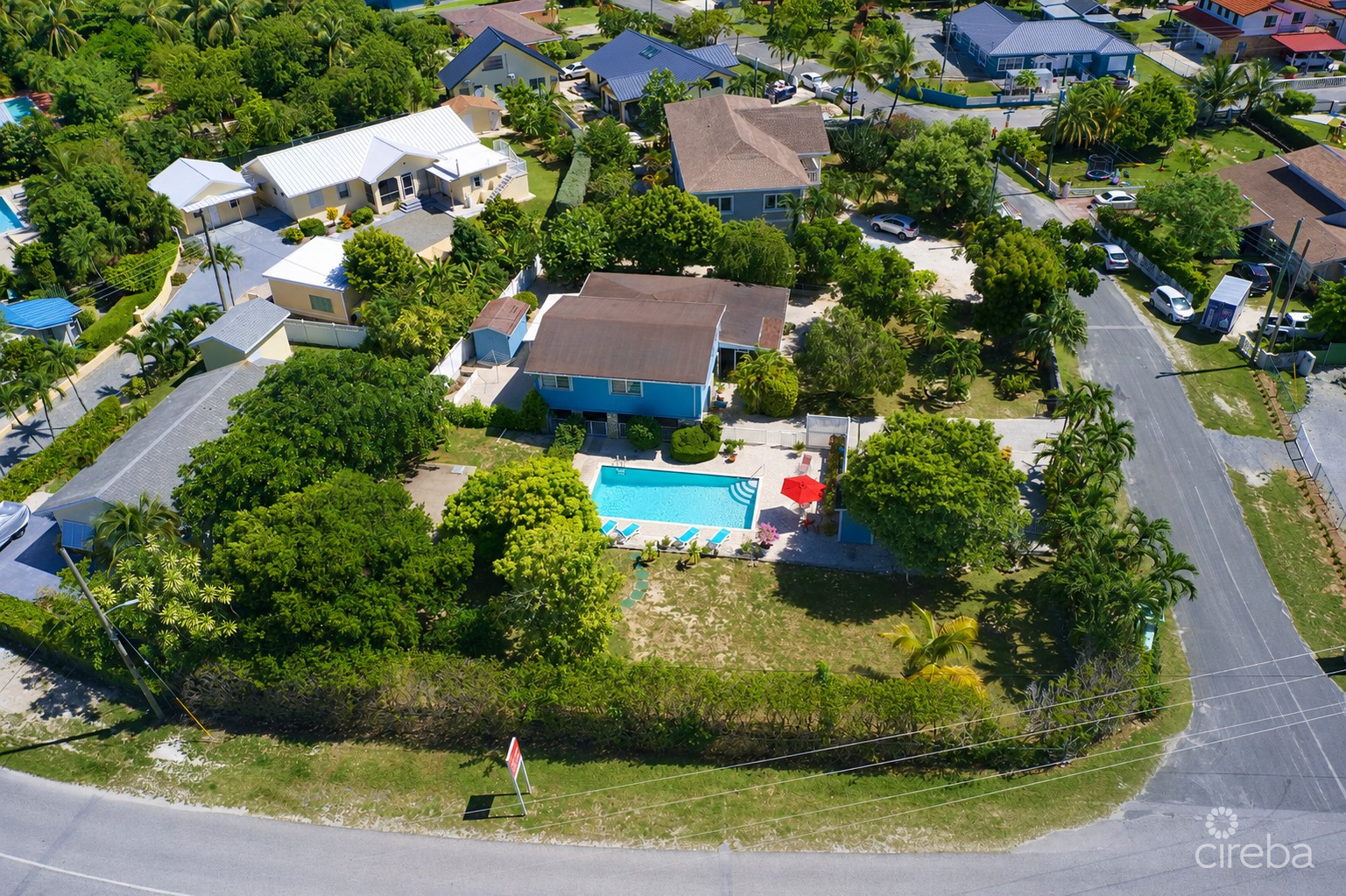 3 BR POOL HOME IN CORAL GABLES ON .47 ACRES