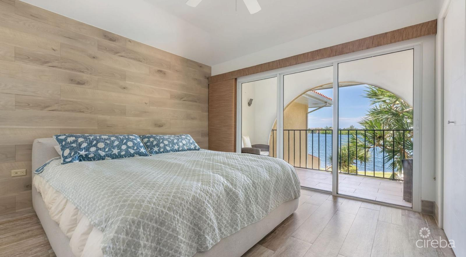 SAFE HARBOUR #2 – GOVERNORS HARBOUR WATERFRONT TOWNHOUSE