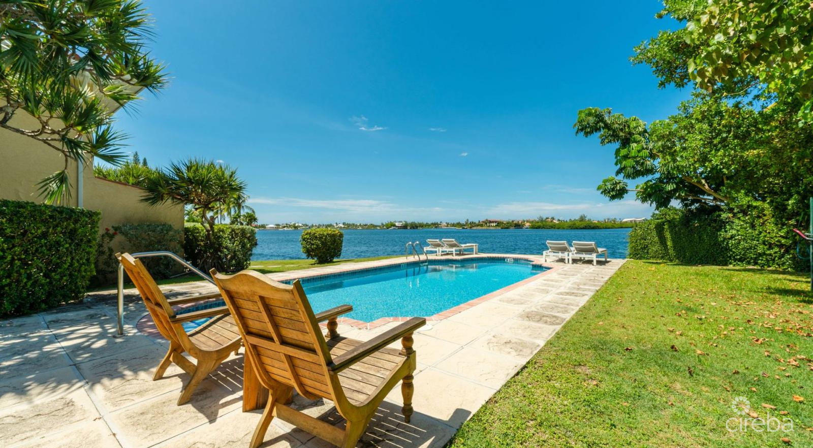 SAFE HARBOUR #2 – GOVERNORS HARBOUR WATERFRONT TOWNHOUSE