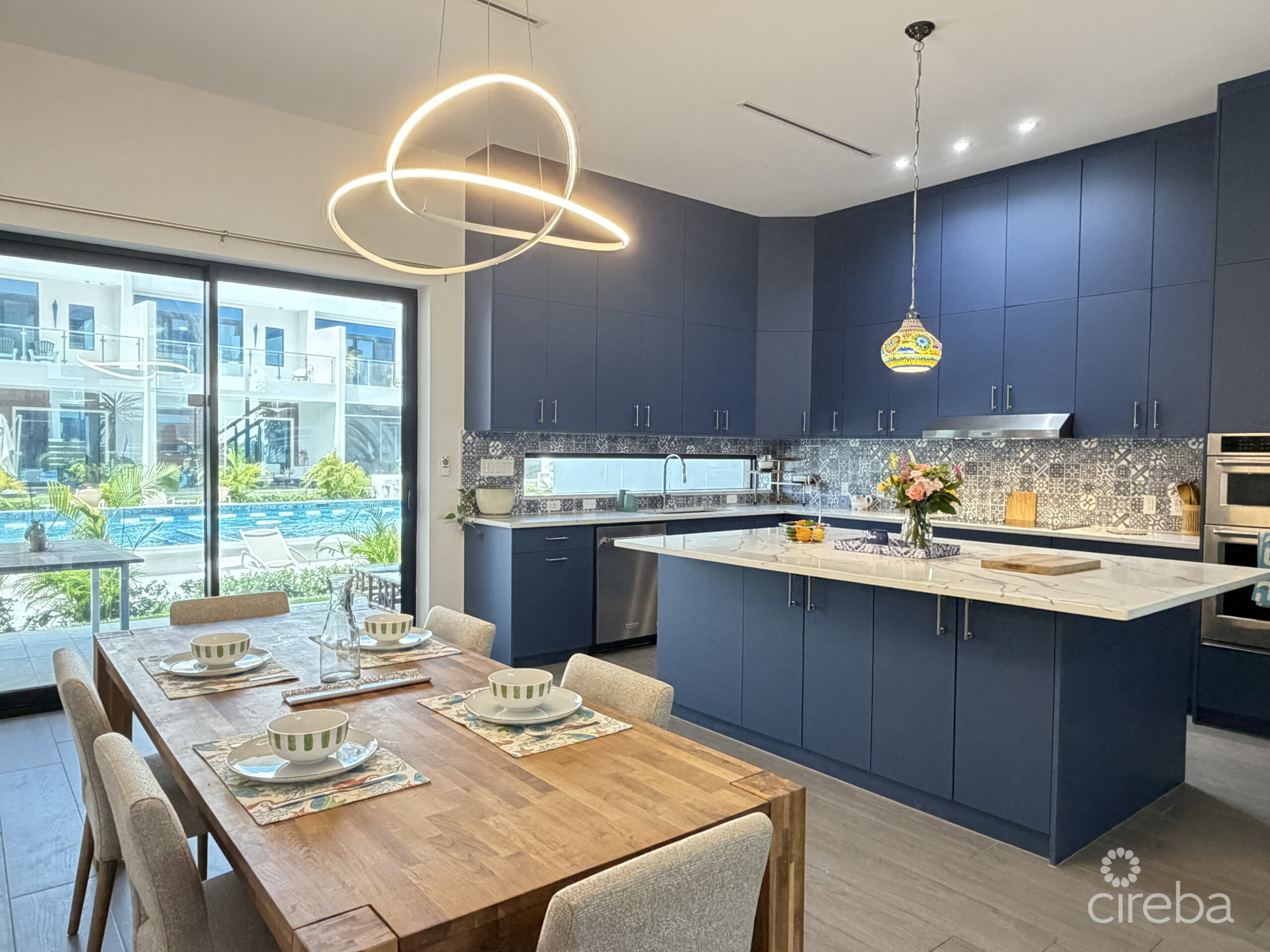 BAHIA #45 – SPACIOUS 3 BEDROOM CONDO
