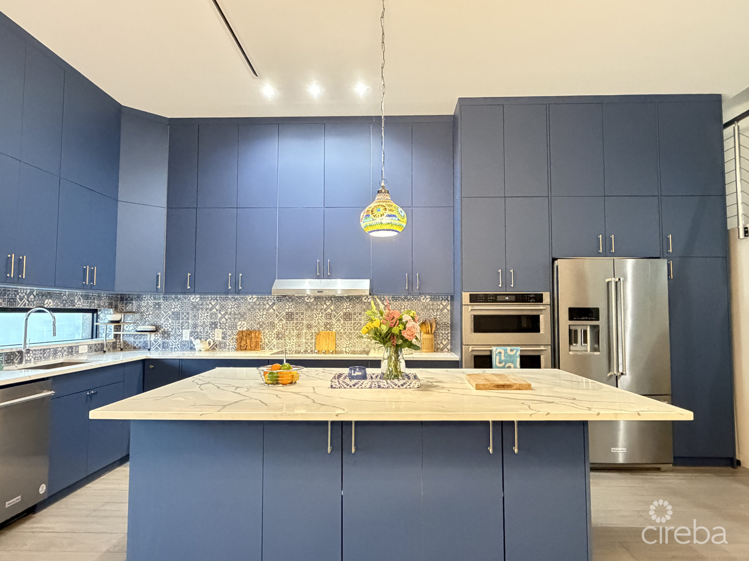 BAHIA #45 – SPACIOUS 3 BEDROOM CONDO