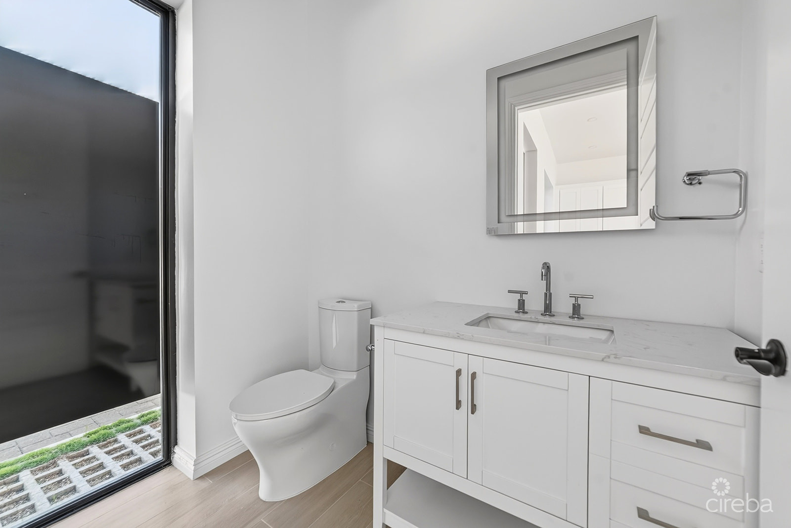 SORELLE – BRAND NEW 1 BEDROOM CONDO