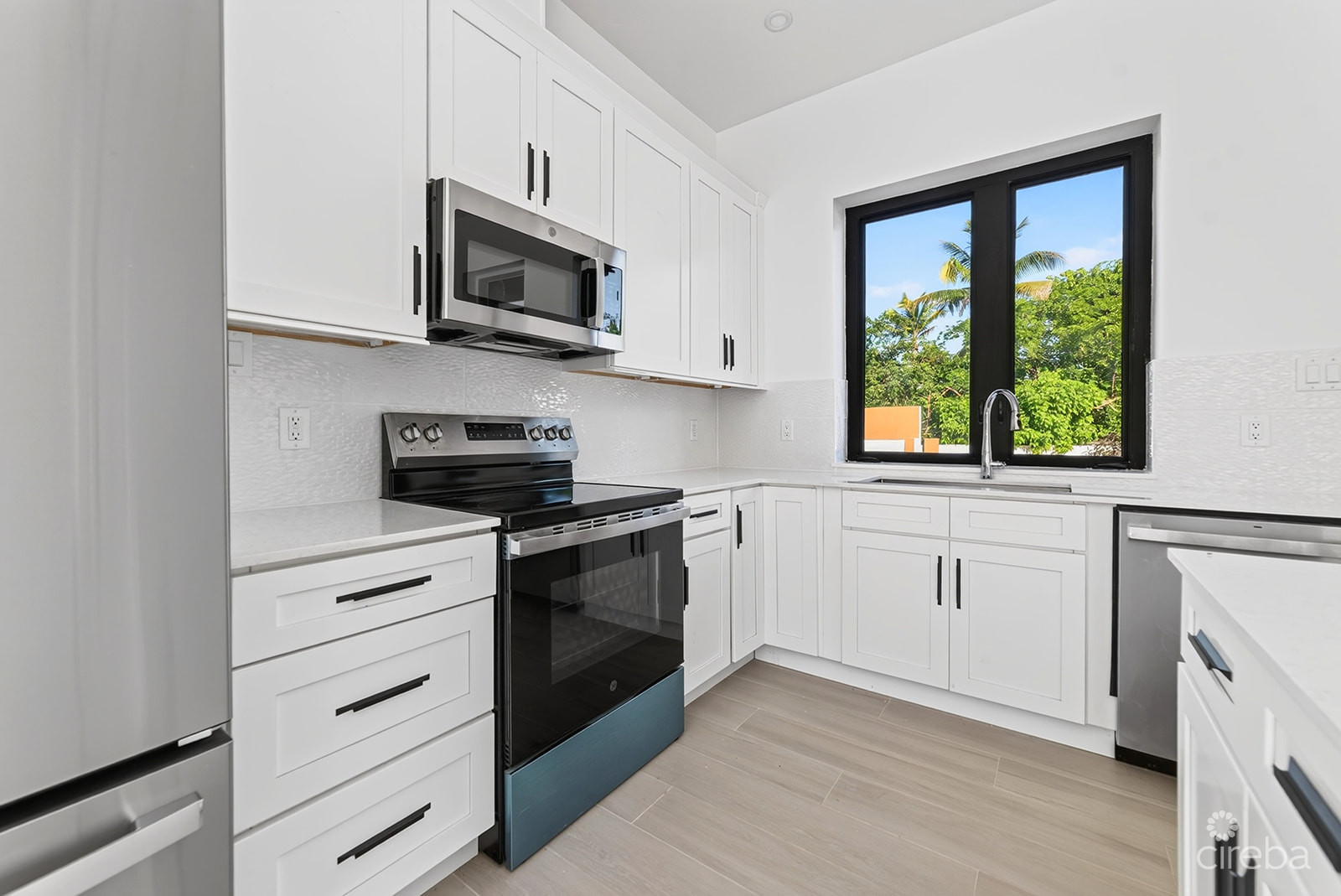 SORELLE – BRAND NEW 1 BEDROOM CONDO