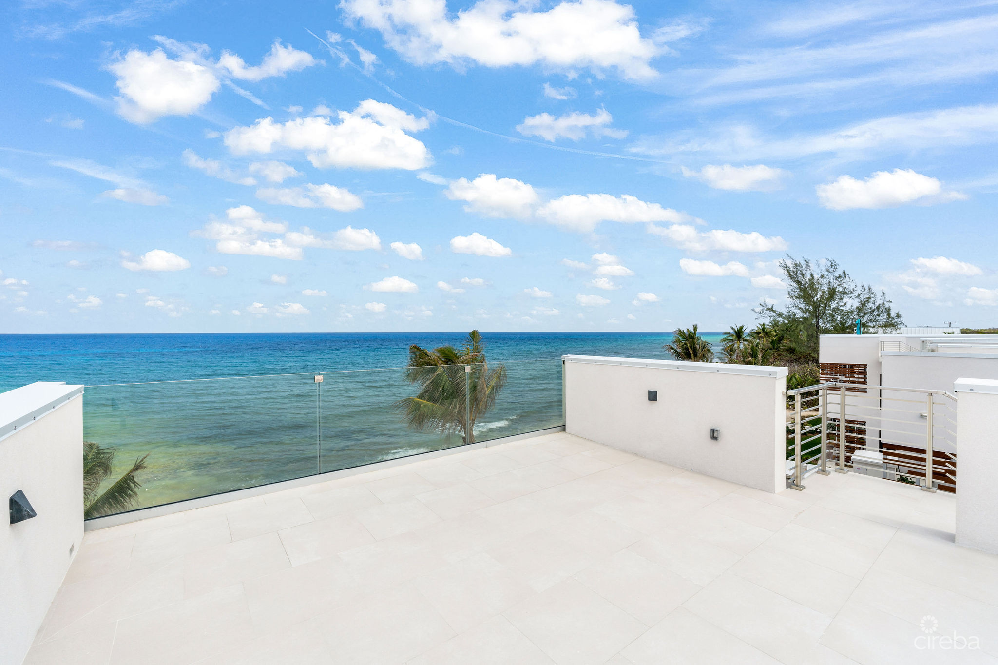 SILVER REEF RESIDENCES  #4 –   A BEACHFRONT GEM
