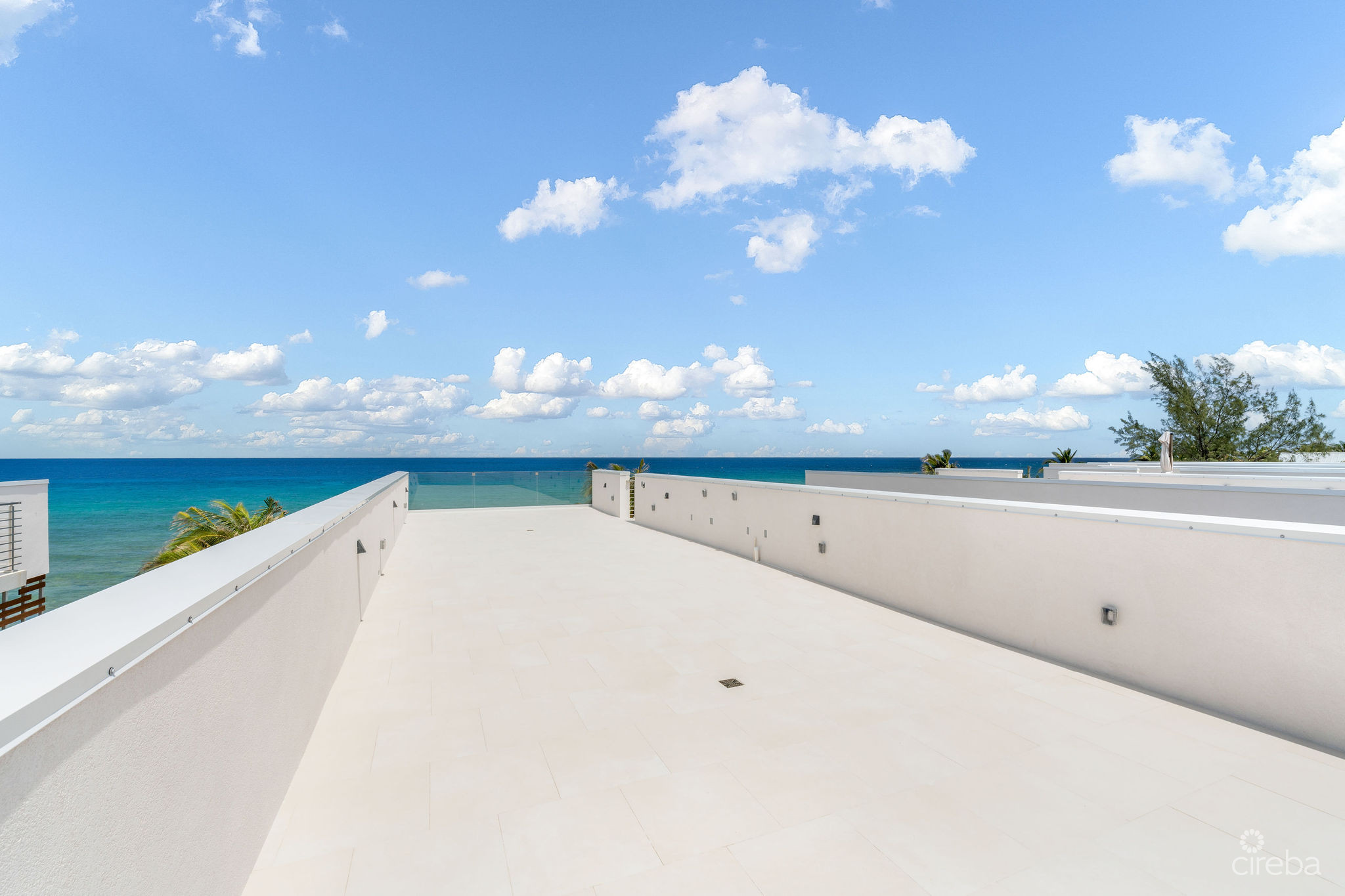 SILVER REEF RESIDENCES  #4 –   A BEACHFRONT GEM