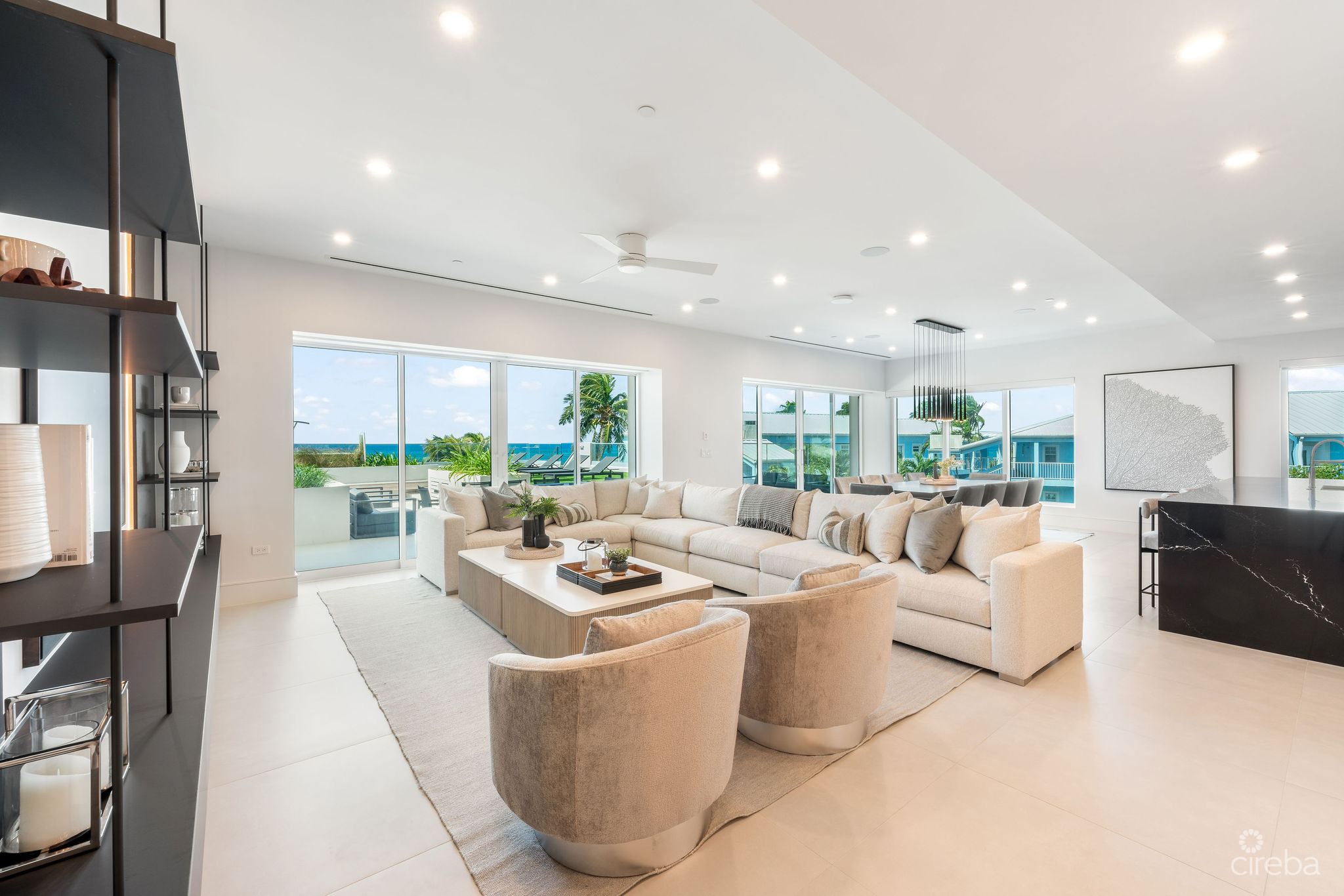 AQUA RESIDENCE 2 – LUXURY SEVEN MILE BEACH CONDO