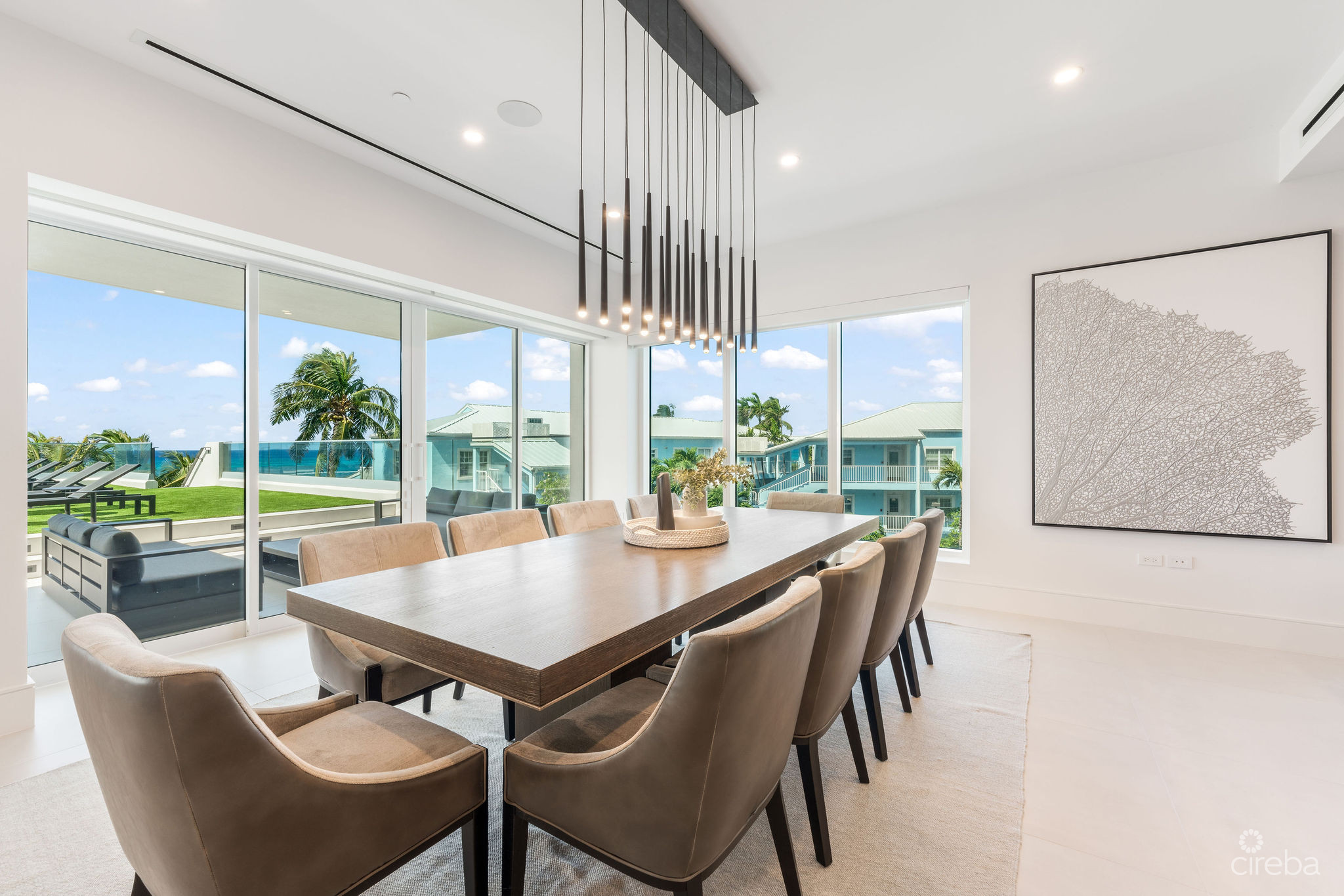 AQUA RESIDENCE 2 – LUXURY SEVEN MILE BEACH CONDO