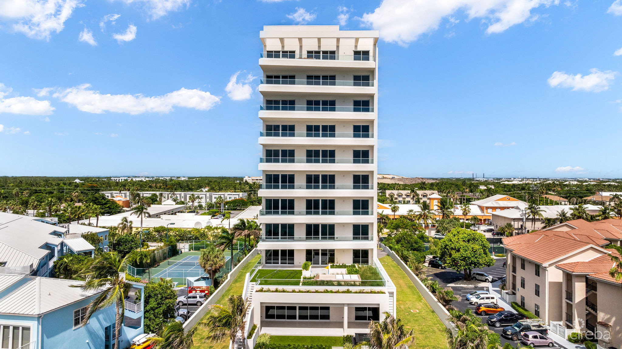 AQUA RESIDENCE 2 – LUXURY SEVEN MILE BEACH CONDO